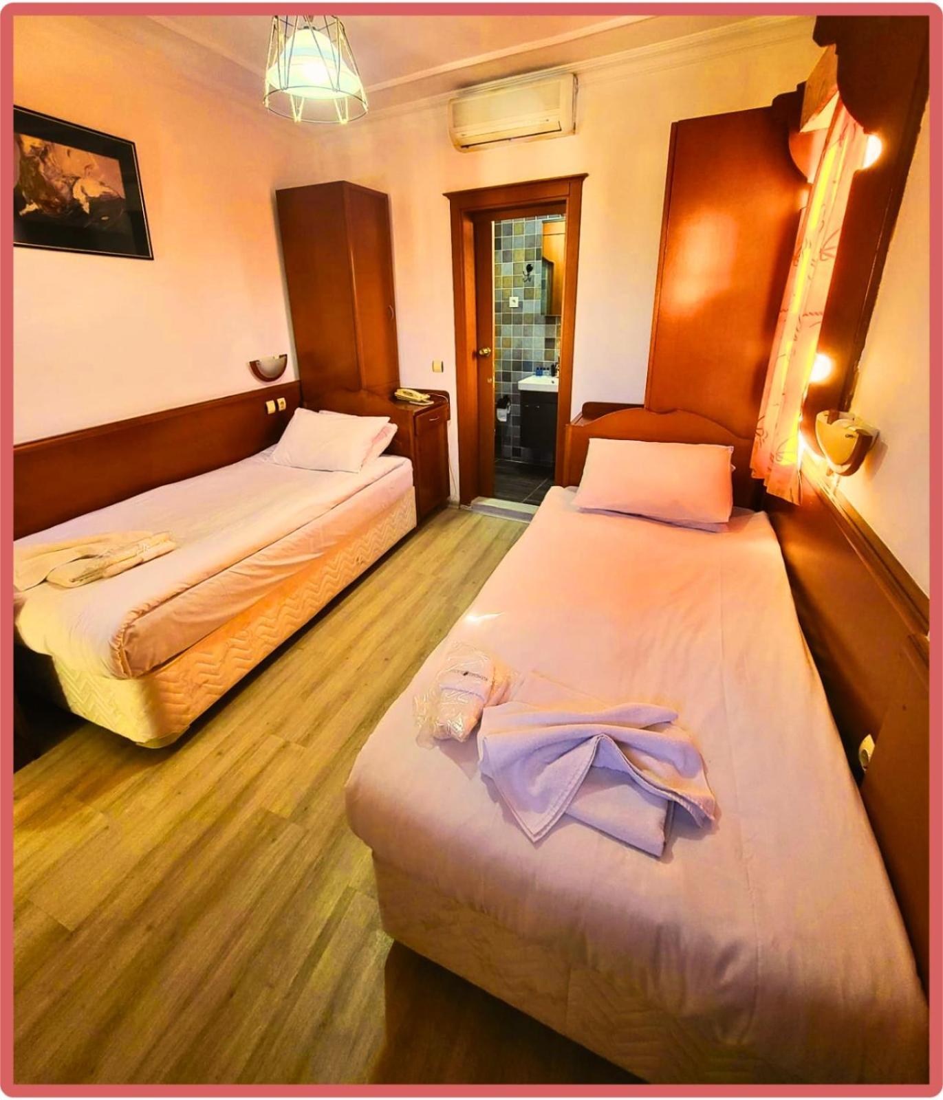 Hotel Karyatit Kaleici Antalia Esterno foto