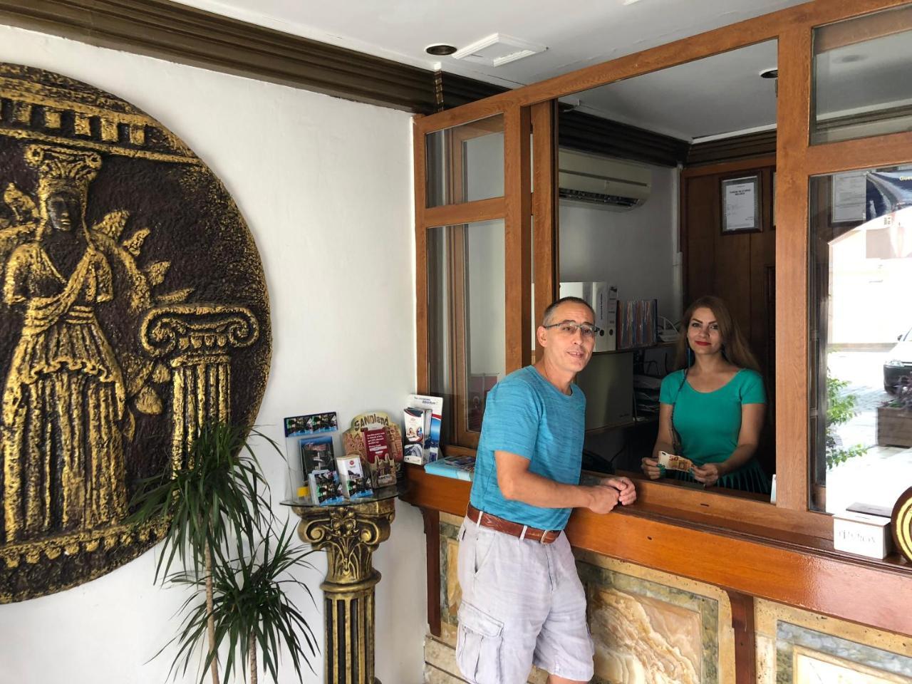 Hotel Karyatit Kaleici Antalia Esterno foto